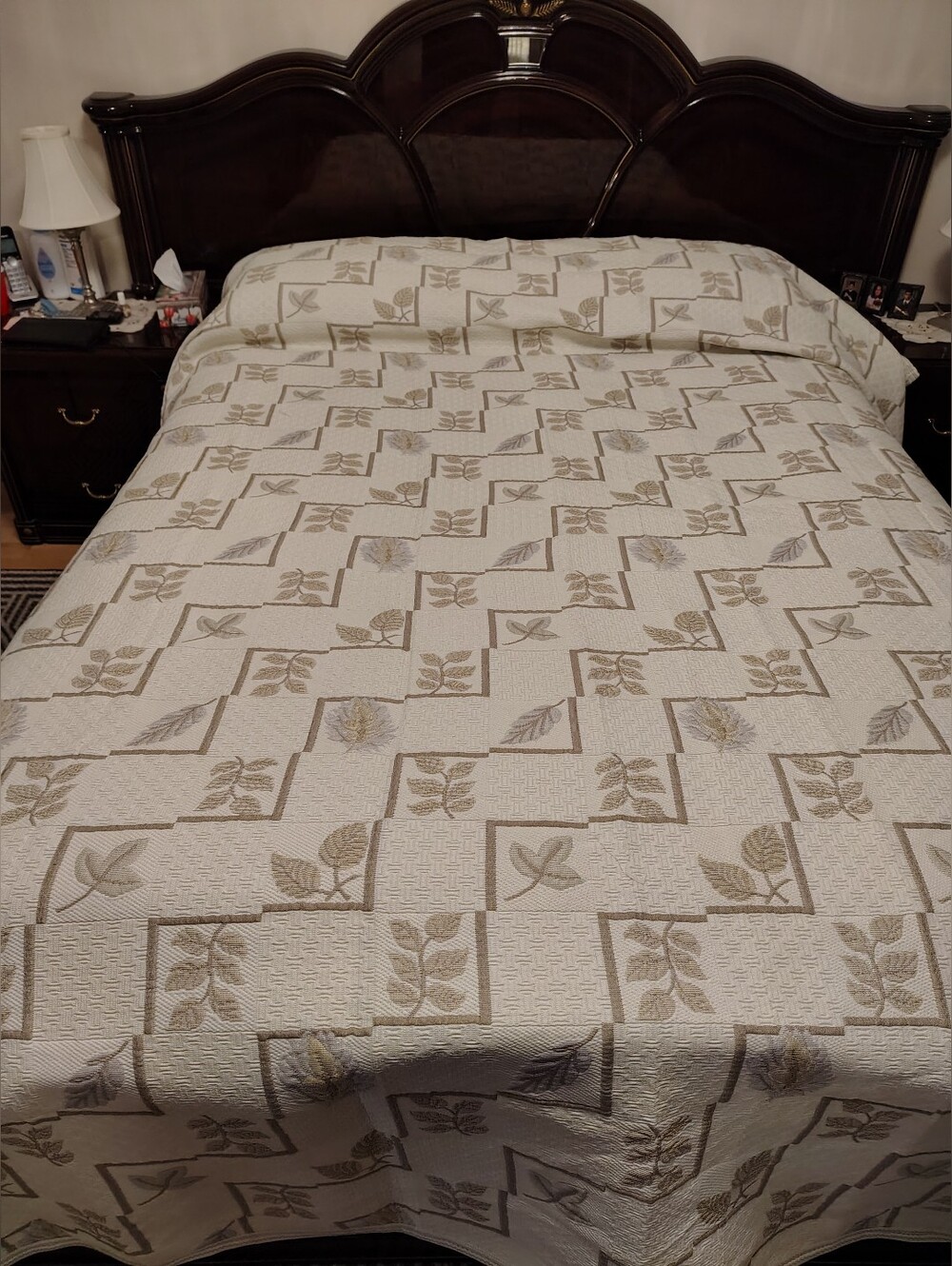 Cream Floral Patchwork Quilt - Classic Home Bedding